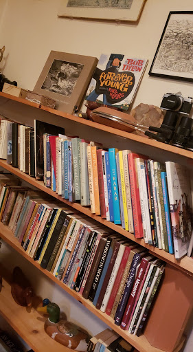 Brookes Corner Books - Thumbnail