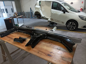 Photo n°20 de Carrosserie Breuil à Beaune (Garage automobile)