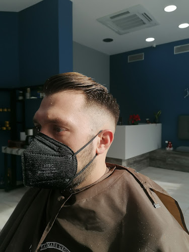 Comentarii opinii despre MONSIEUR BARBERSHOP