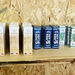 Photo n°8 de Purple Store Alésia - Boutique CBD Paris 14 à Paris (Boutique de cigarettes électroniques)