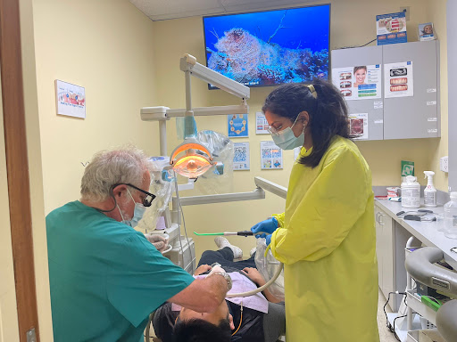 Dental Cosmetic Center of Edison