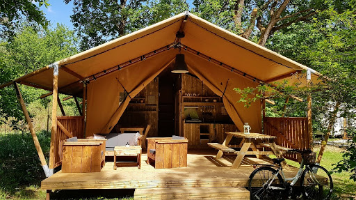 Photo de Club du Soleil Camping Naturiste-FFN à Château-Larcher (86370)