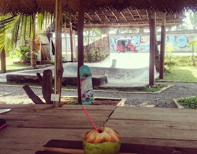 Photos of Midigama Skatepark