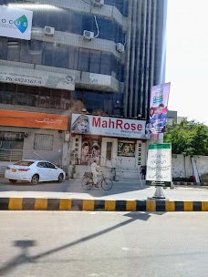 MahRose Beauty Parlour karachi Tariq Rd