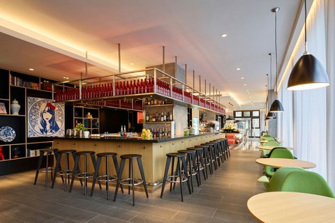 citizenM Taipei North Gate by null