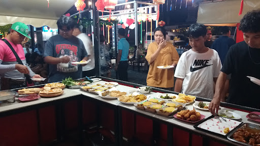 THE ONE International Food Park