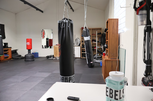 Rebels Kickboxing - Visual
