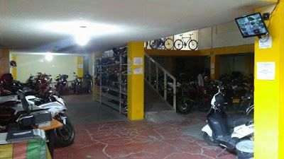 Photos of estacionamiento publico