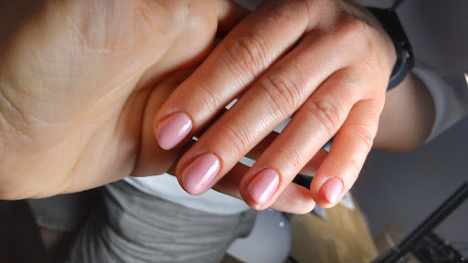 natalistouch.co.uk | Massage & Nails service