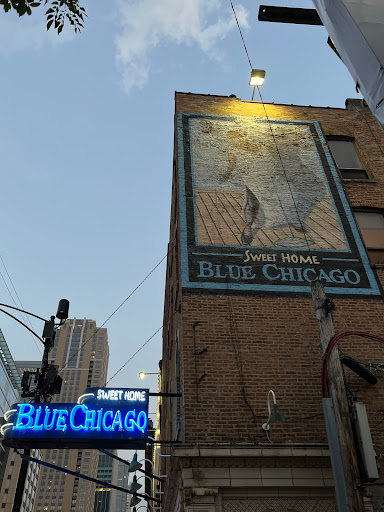 Blue Chicago - Visual