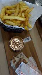 Photo n°8 de Basic frit à Roost-Warendin (Friterie)