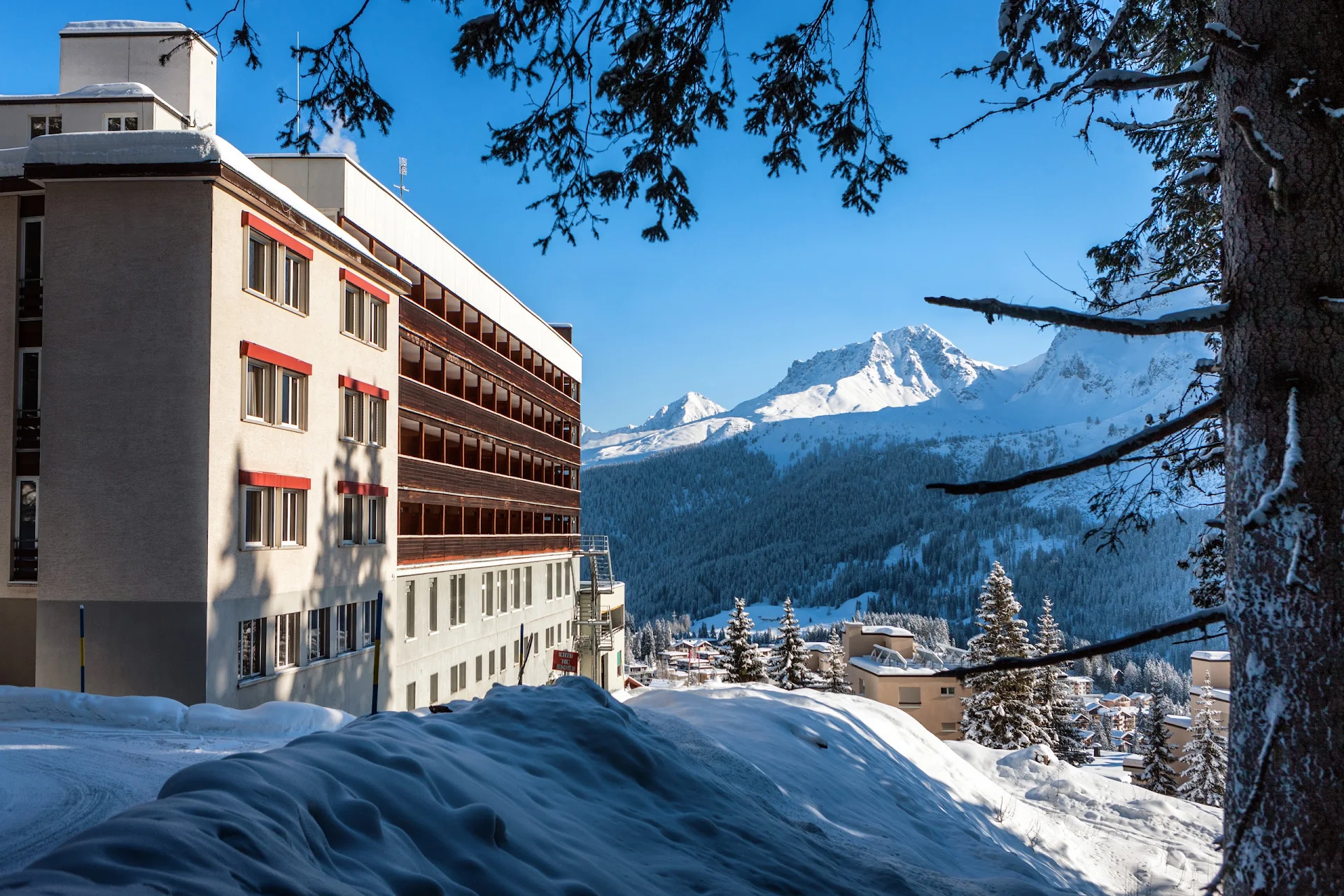 Arosa Mountain Lodge