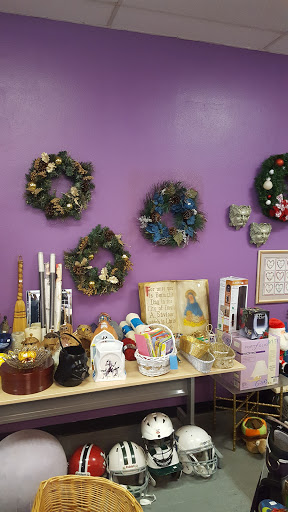 Lulu's Super Thrift Gallery - United States