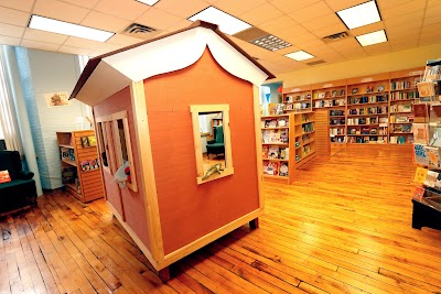 The Treehouse Reading & Art Center