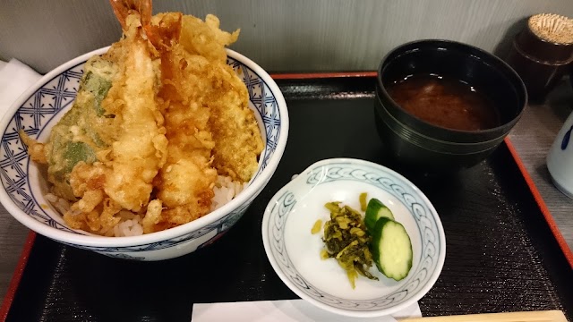 Tsunahachi Shinjuku West Exit Store