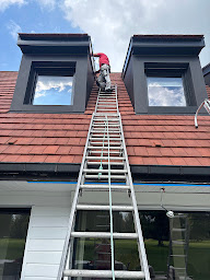 Photo n°29 de ATELIER VALET peinture décoration ,Entreprise MOUVALLOISE et Familiale De Père En Fils Depuis 1920 à Mouvaux (Service de pose de parquet)