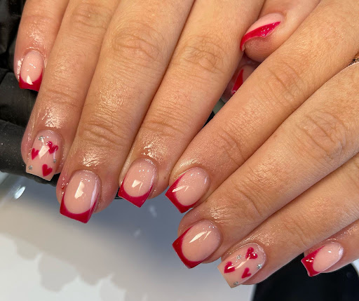 LUXE Salon & Training