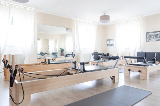 Studio Postural Pilates Gallery - Italy