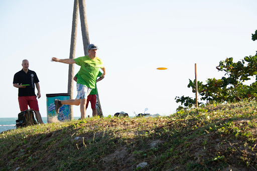 Laem Sor Beach Disc Golf & Acoustic Cafe