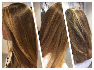 Photo n°10 de VOTRE SALON à Laval (Magasin de produits de beauté)