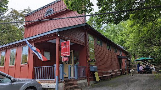 Warm Springs Gallery & Garden Cafe - Thumbnail