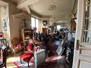 Photo n°1 de Yvelines Débarras à Gressey (Magasin d'antiquités)