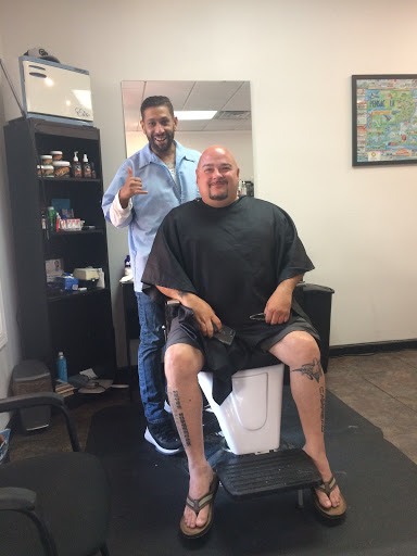 Marc the barber - Thumbnail