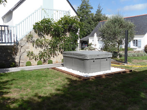 Photo n°9 de Au Jardin Spacieux à Quimper (Société de construction de piscine)