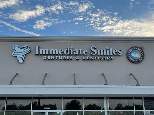 Immediate Smiles Dentures & Dentistry - Thumbnail