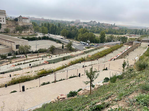 Botánico de la Ladera del Cerro de San Vicente Park - Thumbnail
