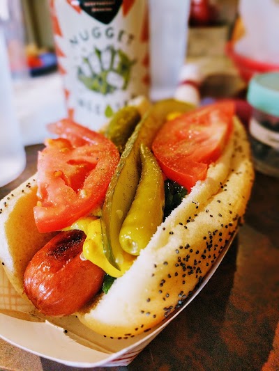 Photos of D's Six Pax and Dogz