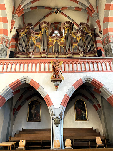 Die Furt (Öffentlicher Platz im Ortszentrum mit Brunnen und Denkmal) Gallery - Germany
