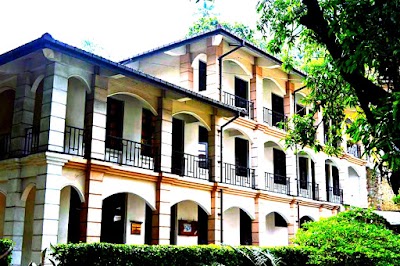 Photos of Kingswood College