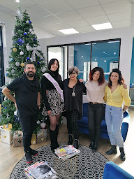 Photo n°4 de Studio A relooking à Paron (Salon de coiffure)