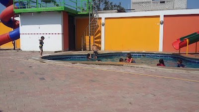 Photos of Tia Lomas de Sargentillo