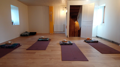 Ô Yoga Avec Karol' Yoga À Landéda, Aber Wrac'h Et Massage Du Ventre & Shiatsu Assis
