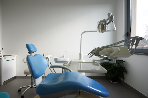 Studio Dentistico Corneli - Visual