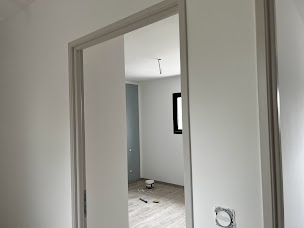 Photo n°11 de AKYOUD Peinture peintre en bâtiment à Béziers (Peintre en bâtiment)