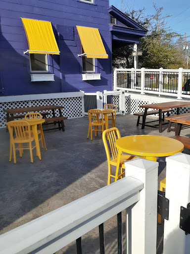 Cora's 1850 Bistro