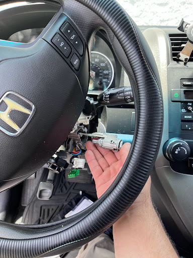 Fishers Auto Locks - Visual