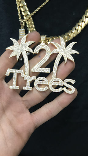 Two Trees Supermarket - Visual