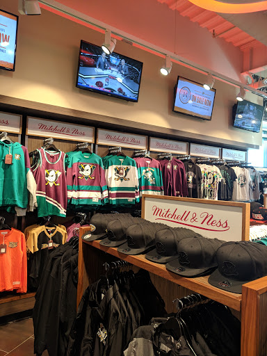 Anaheim Ducks Team Store - Thumbnail
