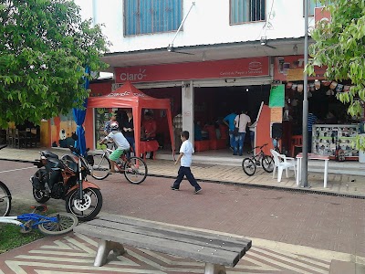 photo of Nueva Oficina Claro - Celcom S.A.