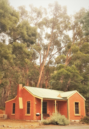 Heatherlie Cottages Halls Gap - Thumbnail