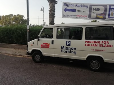 Mignon Parking