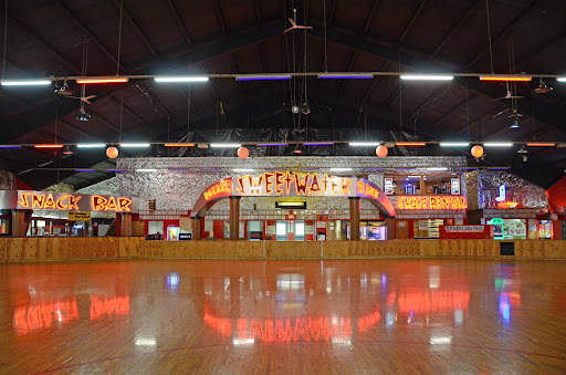 Lynwood Sport Center Gallery - United States