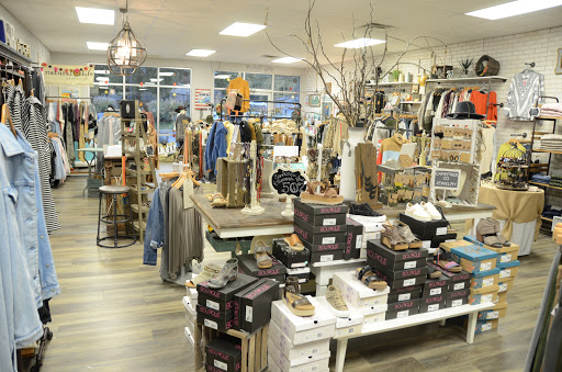 Peaceful Style Boutique - Thumbnail