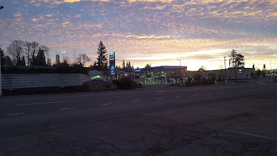 Chevron Milwaukie