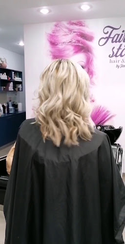 Αξιολογήσεις για το Fairytale stories hair&makeup στην Βόχα - Κουρείο