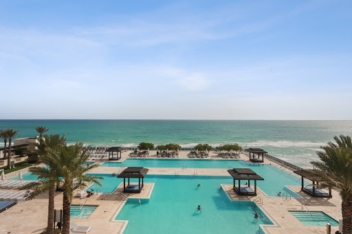 Beach Club Hallandale - Official Realtor - Thumbnail